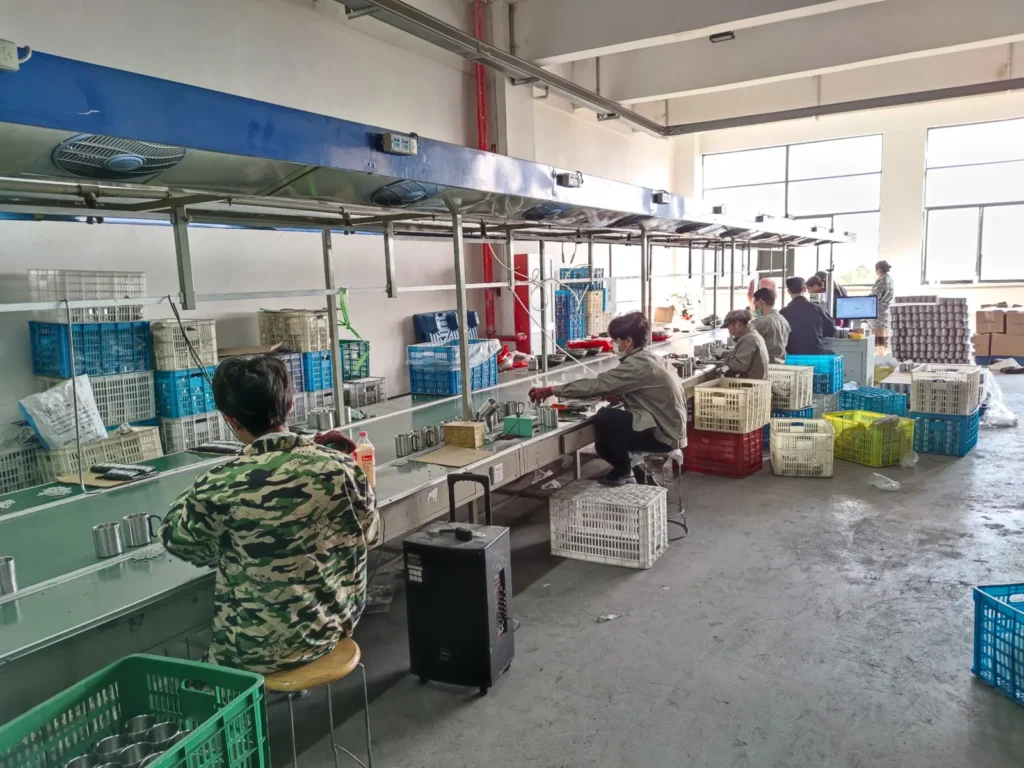Quality inspection line for stainless steel mugs