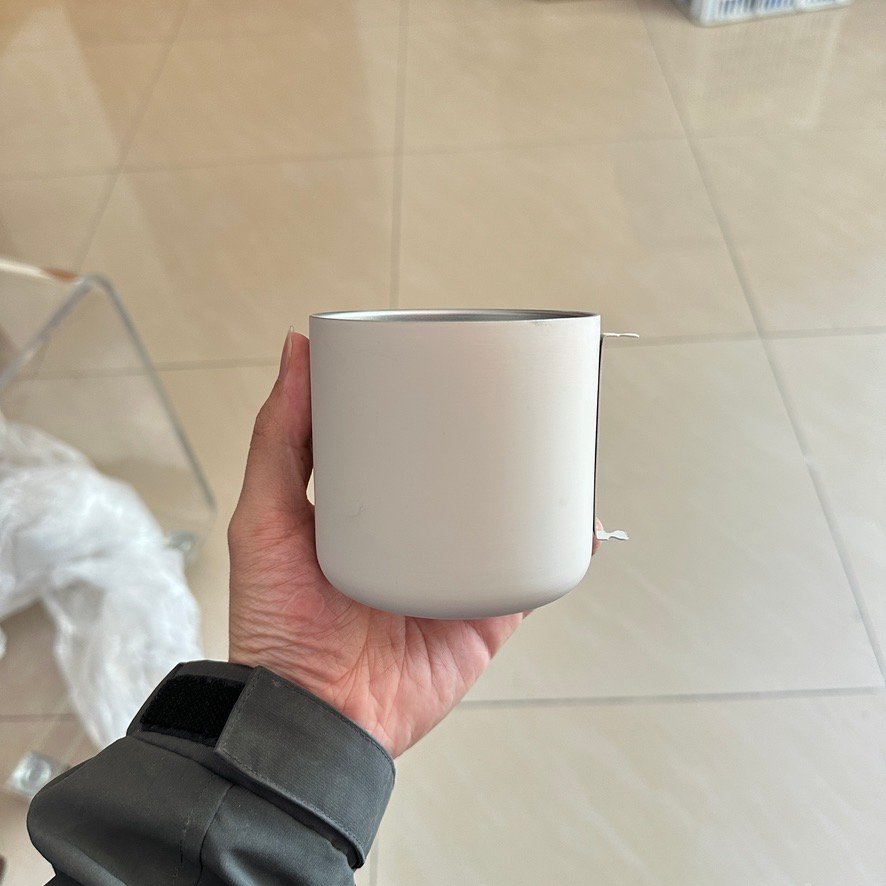 Double-wall stainless steel mug body with welded metal inserts for wood-handle attachment